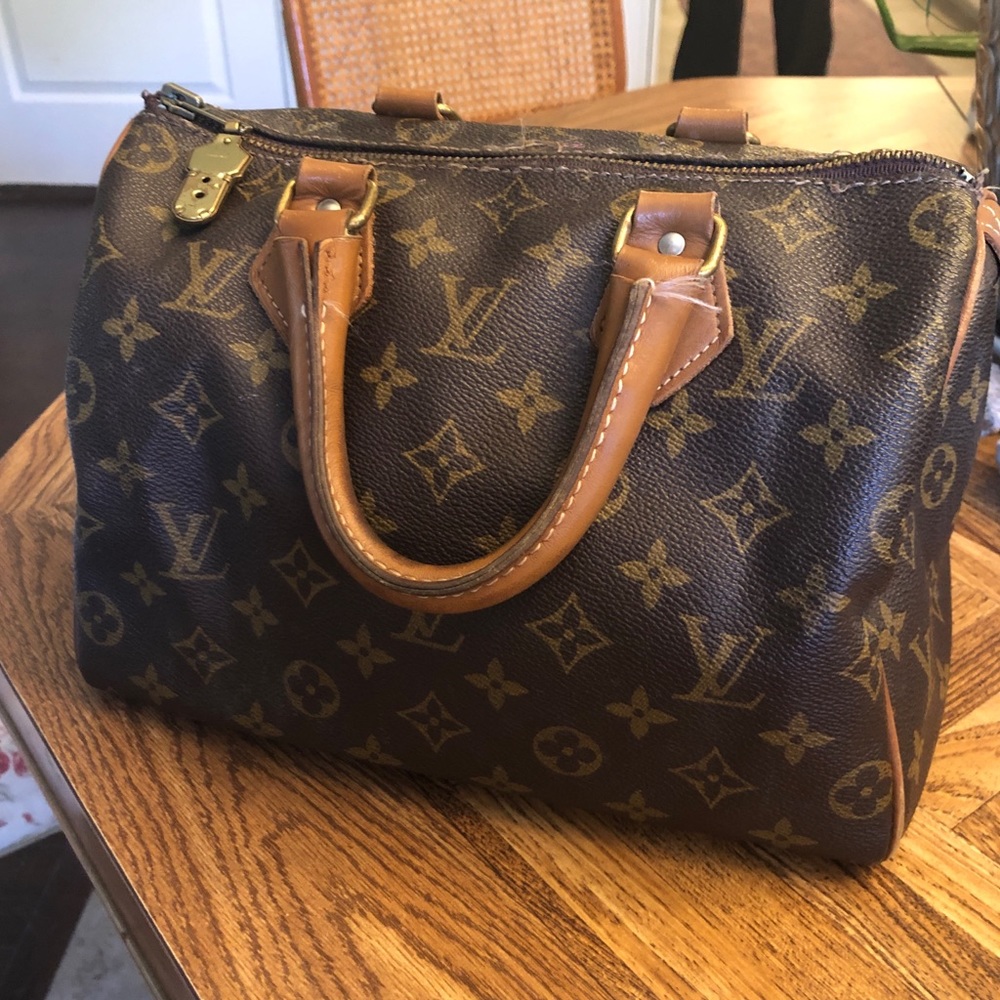 🦋 Vintage Monogram Speedy 25 Louis Vuitton Bag